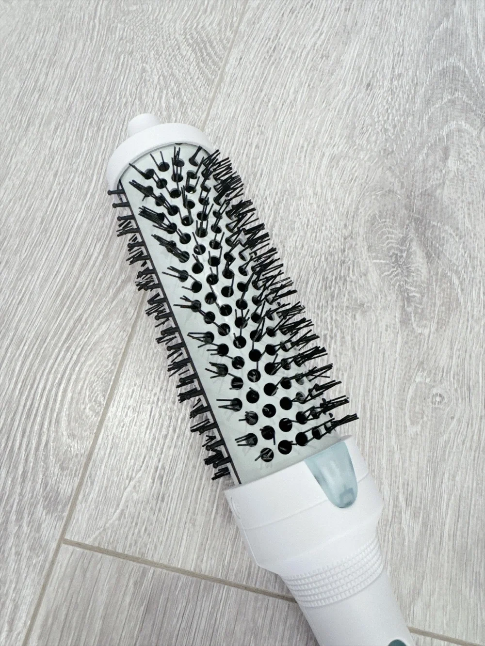 Mane - It's Giving Body Medium Hot Thermal Round Brush